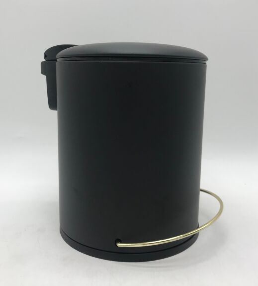 Round pedal dustbin 5L  NEW-black